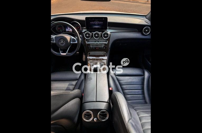 FOREIGN USED 2019 MERCEDES BENZ GLC43 AMG COUPE - 4/7