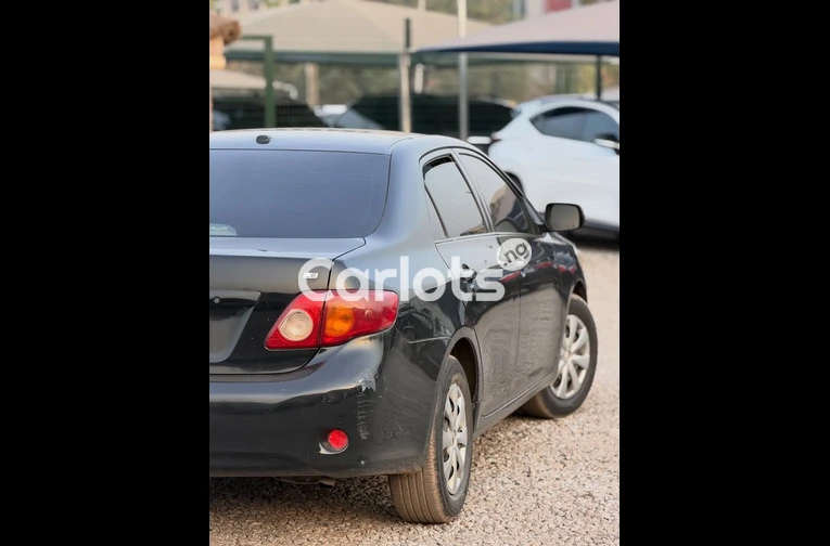 Clean 2009 Toyota Corolla - 6/7