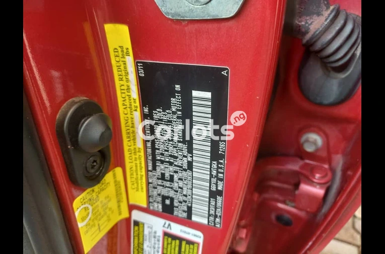 TOKUNBO 2011 TOYOTA VENZA AWD V6(ACCIDENT FREE) - 4/7