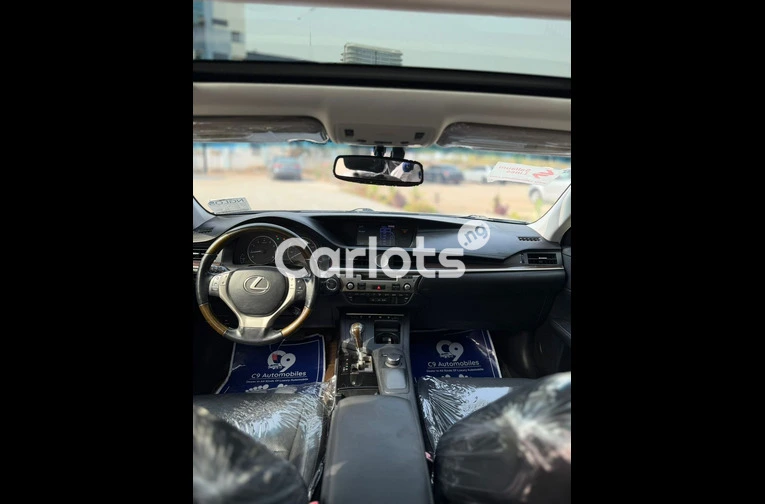 Foreign used Lexus Es 350 2014 model - 2/7
