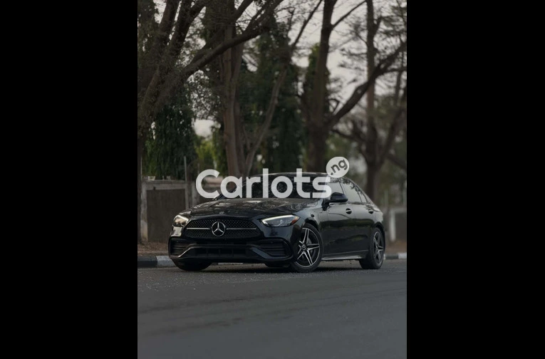 Foreign Used 2022 Mercedes-Benz C300