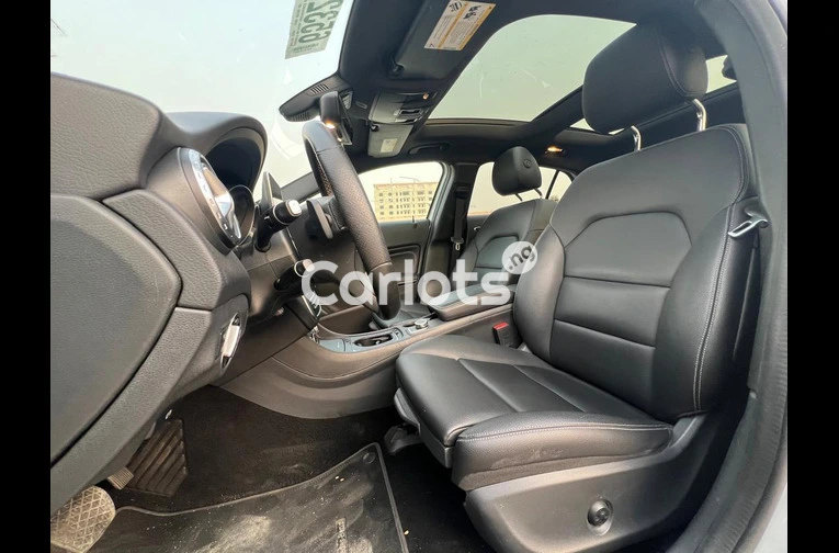 2016 MERCEDES GLA250 - 3/7