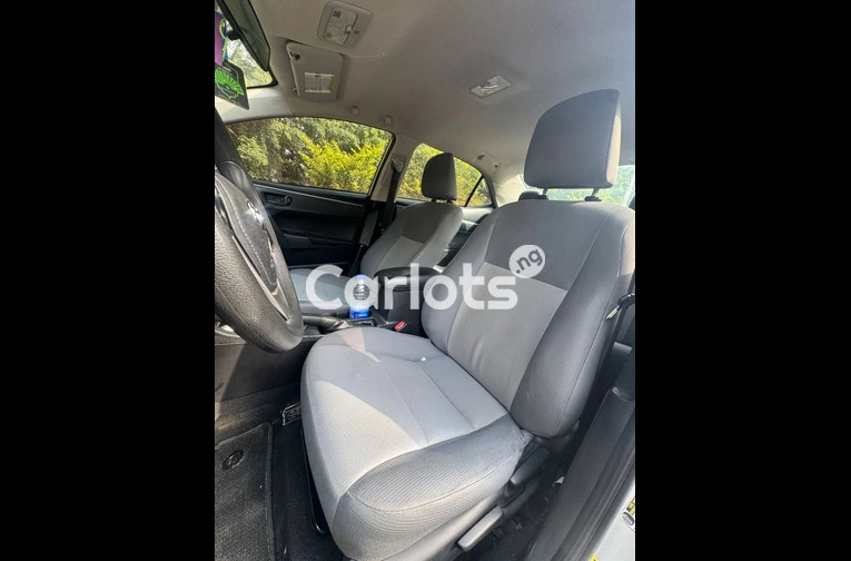 2015 TOYOTA COROLLA - 4/7