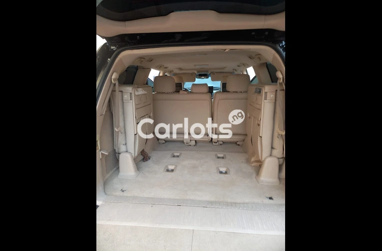 BELGIUM GRADE 2014 FULLY UPGRADED TO 2023 TOYOTA LANDCRUISER TWIN-TUREG - 4/7