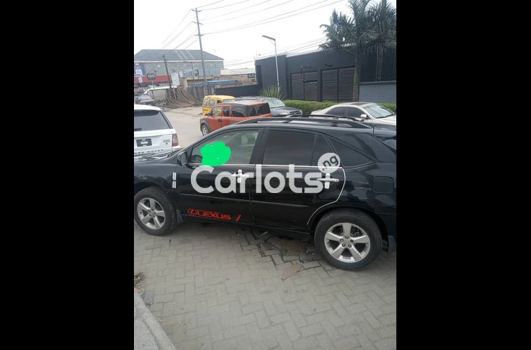 CLEAN REGISTERED 2005 LEXUS RX330 FULL OPTION