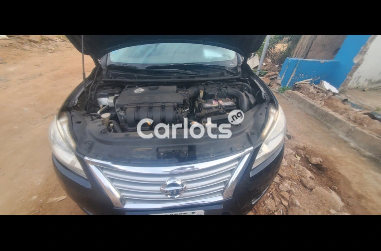 Nissan Sentra 2014 - 6/7