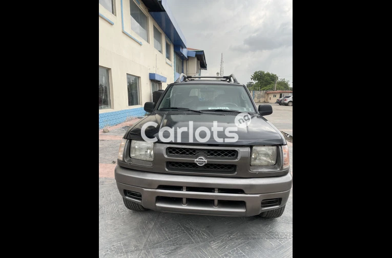 2005 Nissan Xterra Nigerian Used (Registered) – Solid SUV - 1/7