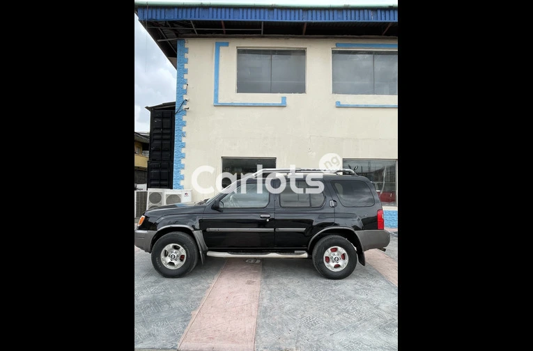 2005 Nissan Xterra Nigerian Used (Registered) – Solid SUV - 2/7