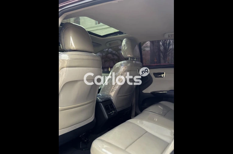 2014 Toyota Avalon Limited Edition Full Option - 4/7