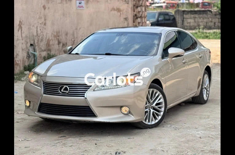 Lexus ES350 2014 Full Option