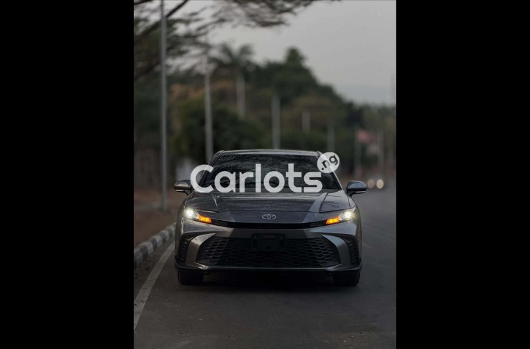 2025 Toyota Camry (Foreign Used) - 2/7