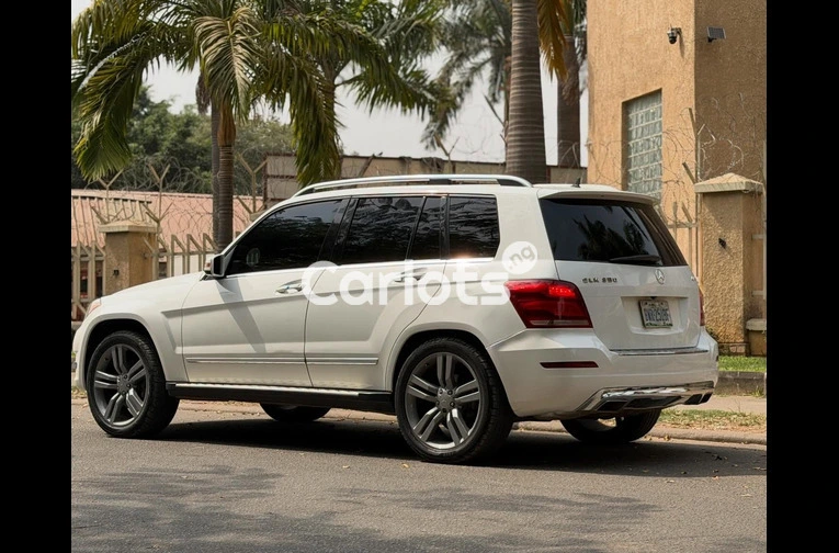 NIGERIAN USED MERCEDES BENZ GLK 2013 MODEL