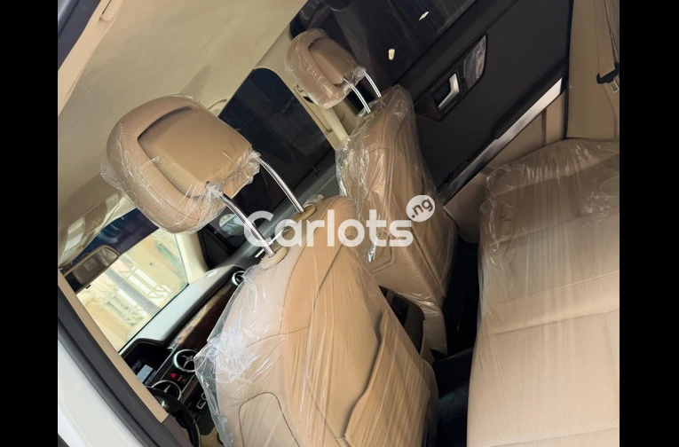 NIGERIAN USED MERCEDES BENZ GLK 2013 MODEL - 2/7