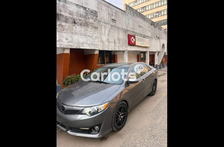 2013 Toyota Camry Sport