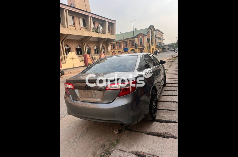 2013 Toyota Camry Sport - 7/7