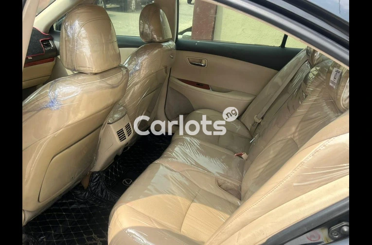 2010 Lexus Es350 - 4/7