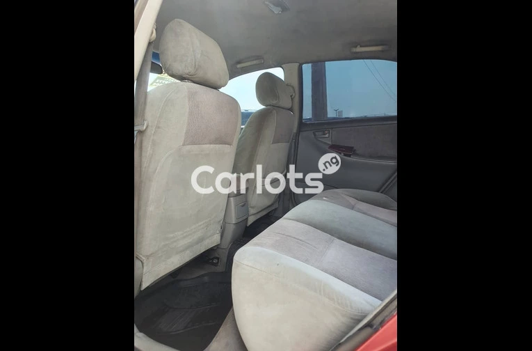 Registered 2007 Toyota Corolla - 4/7