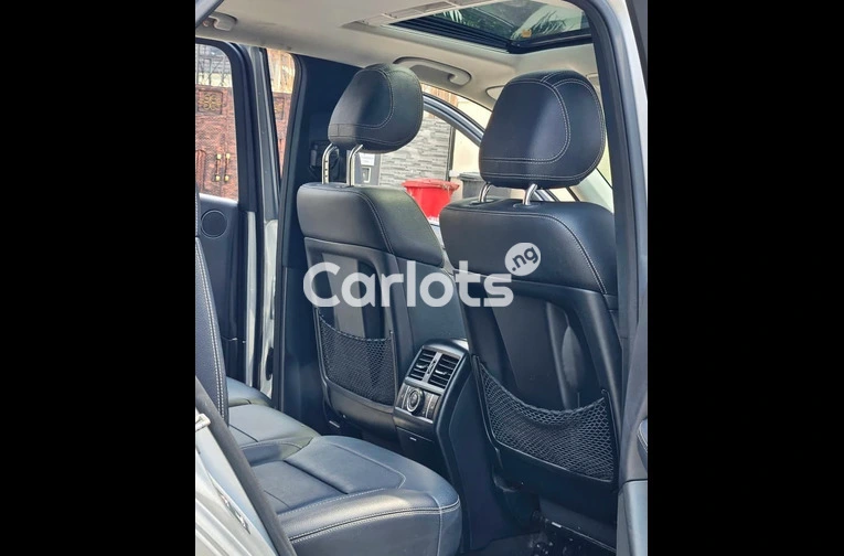 Mercedes Benz ML350 2015 Full Option - 4/7