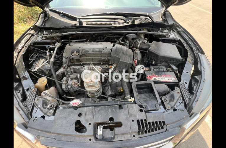 HONDA ACCORD EXL 2013 - 3/7