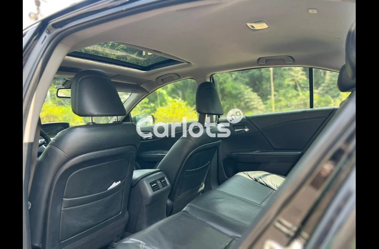 HONDA ACCORD EXL 2013 - 6/7