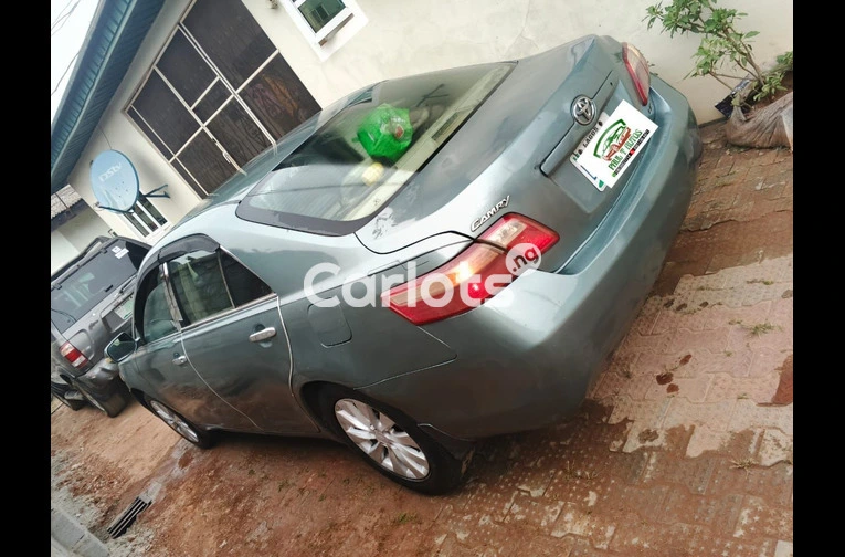 CLEAN REGISTERED 2008 TOYOTA CAMRY LE FULL OPTION - 5/7