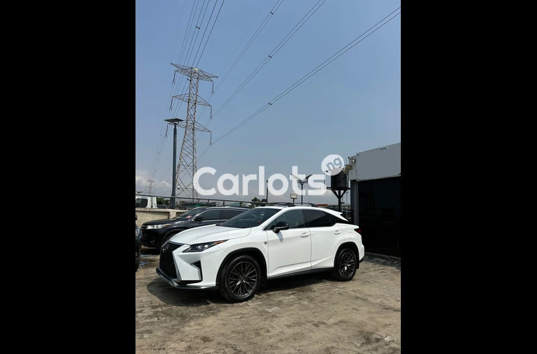 Lexus RX350 2016 FSport Full Option - 2/7