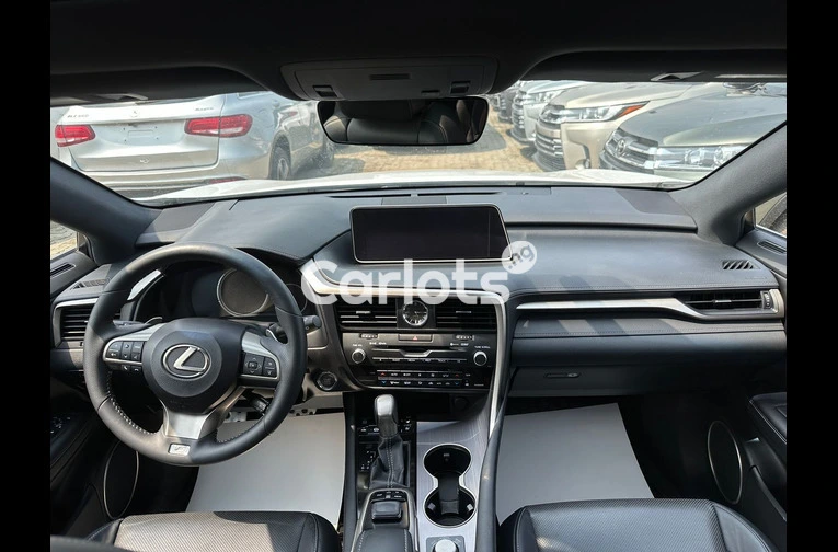 Lexus RX350 2016 FSport Full Option - 5/7