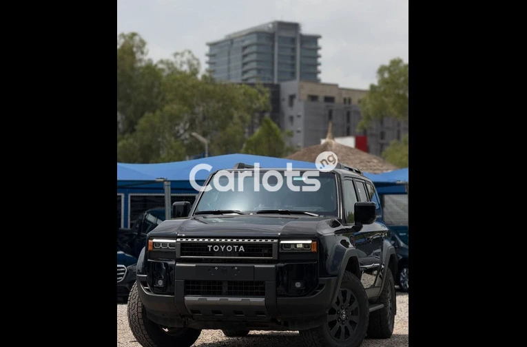 Brand New 2025 Toyota Land Cruiser Prado - 1/6