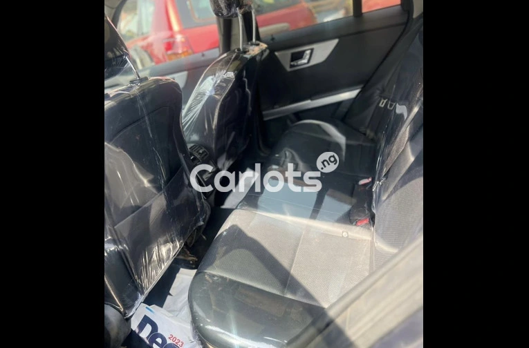 Unregistered 2010 Mercedes Benz glk350 - 3/7