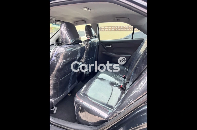 2015 Toyota Camry Sports - 6/7