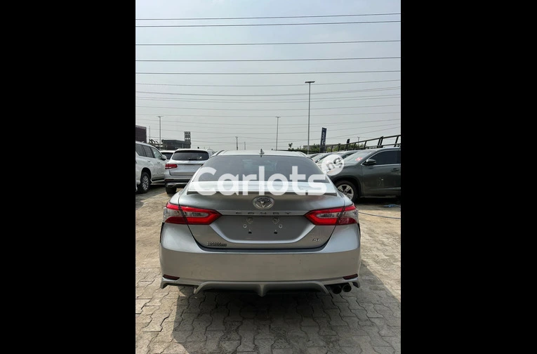 Toyota Camry 2019 Sport - 7/7