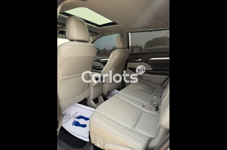 2018 TOYOTA HIGHLANDER XLE - 5/7