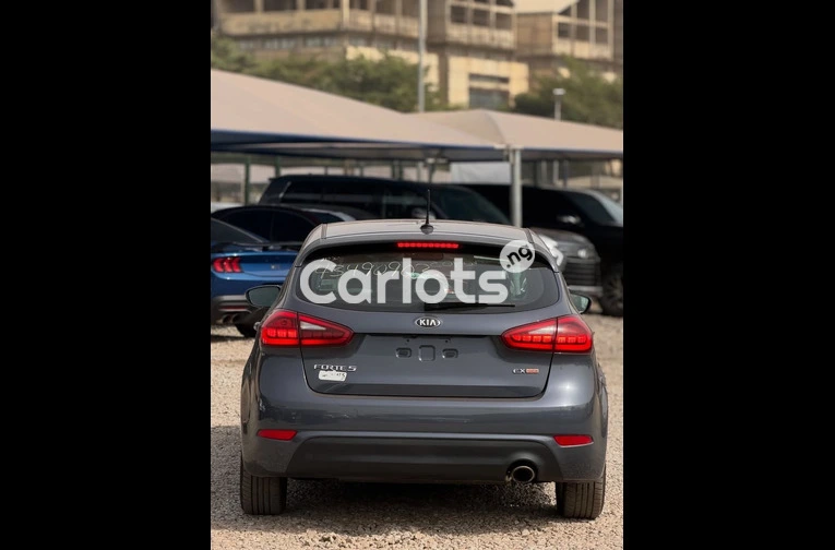 Foreign used 2014 KIA Fortes - 5/5