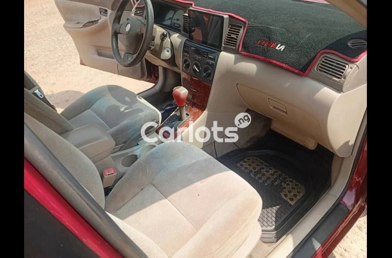 2004 Toyota Corolla - 5/7