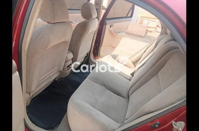 2004 Toyota Corolla - 6/7