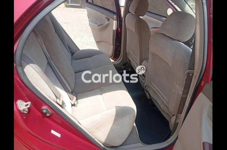 2004 Toyota Corolla - 7/7