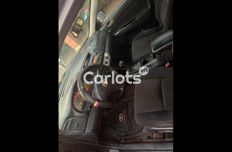 Cheap Toyota Camry 2004 Neatly Painted - 4/7