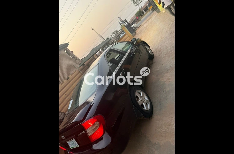 Cheap Toyota Camry 2004 Neatly Painted - 5/7