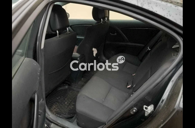 Toyota avensis 2013 - 3/4