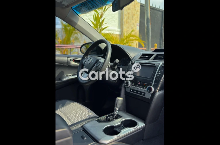 Toyota Camry 2013 Sport - 4/7