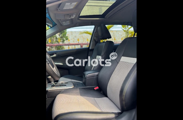 Toyota Camry 2013 Sport - 6/7