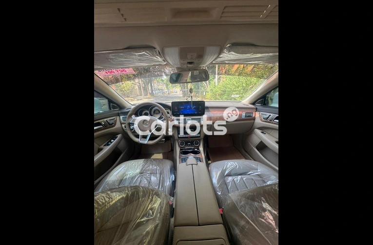 2012 Mercedes Benz CLS 550 - 2/7