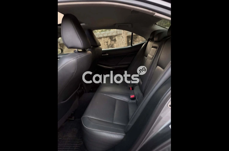 2017 Foreign Used Lexus IS300 – Well Maintained - 5/7
