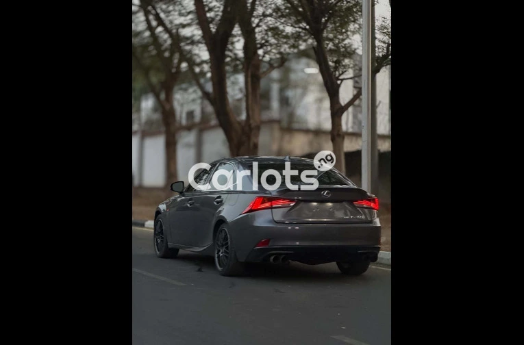 2017 Foreign Used Lexus IS300 – Well Maintained - 6/7