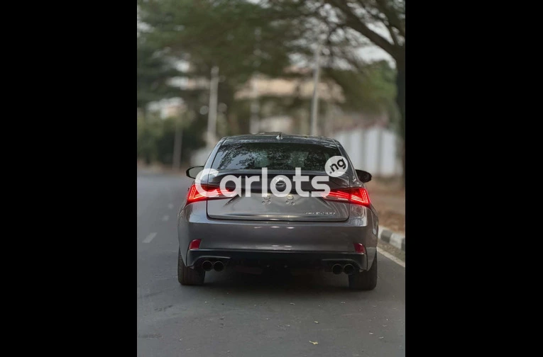 2017 Foreign Used Lexus IS300 – Well Maintained - 7/7