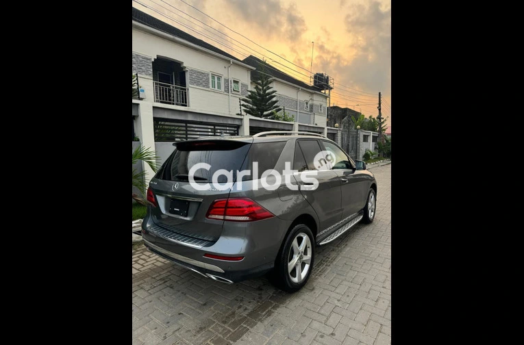 Mercedes Benz GLE350 2017 Full Option 4matic - 5/6