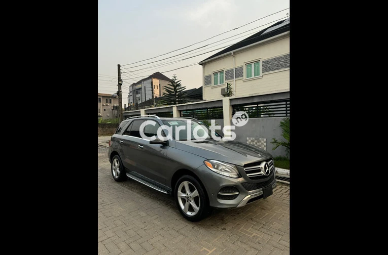 Mercedes Benz GLE350 2017 Full Option 4matic - 6/6