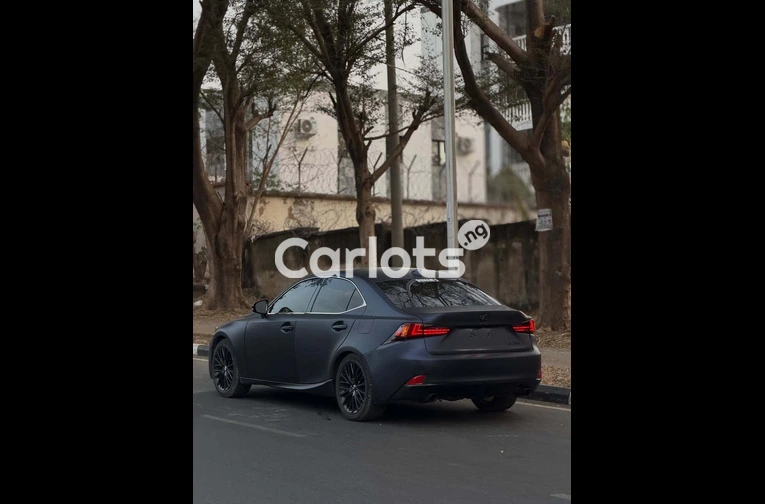 Extremely Super Clean Lexus is250 2014