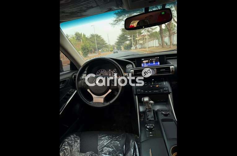 Extremely Super Clean Lexus is250 2014 - 5/7