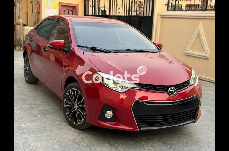 FOREIGN USED 2016 TOYOTA COROLLA SPORT